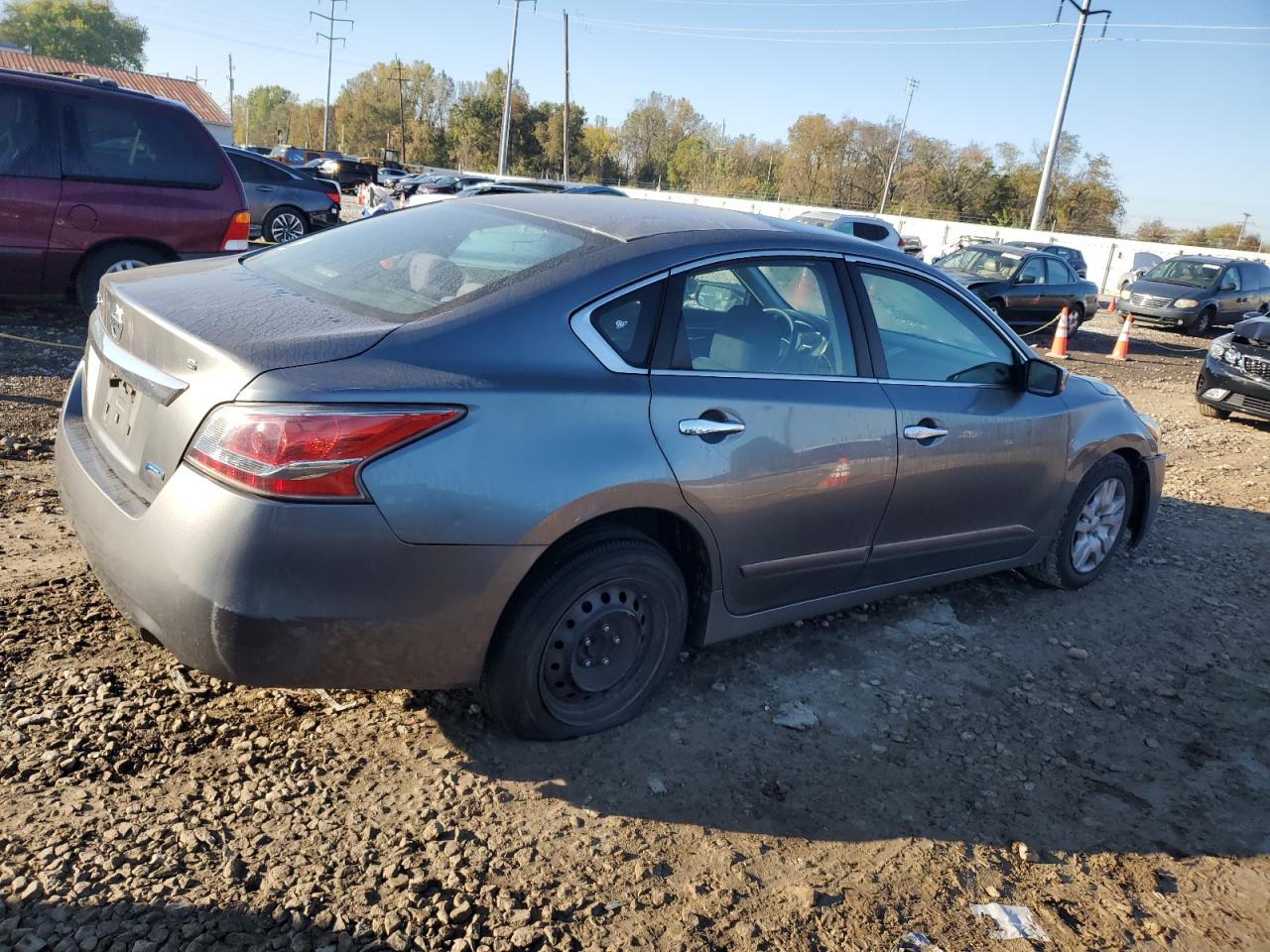 2014 Nissan Altima VIN 1N4AL3AP3EC327058 Copart auction photo, minor dent/scratches / mechanical damage thumbnail 3