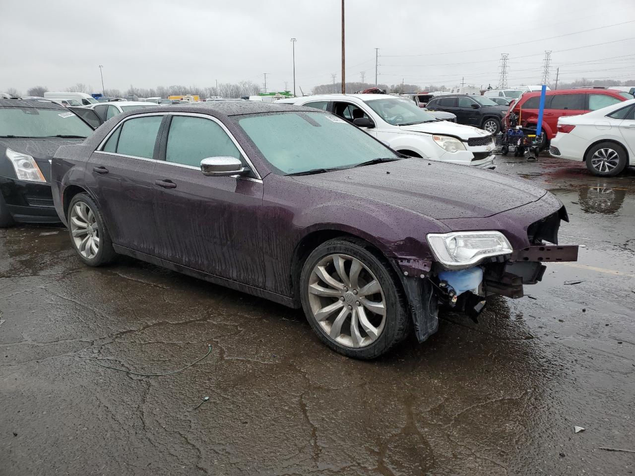 2020 Chrysler 300 VIN 2C3CCAAG9LH245888 Copart auction photo, front end damage thumbnail 4