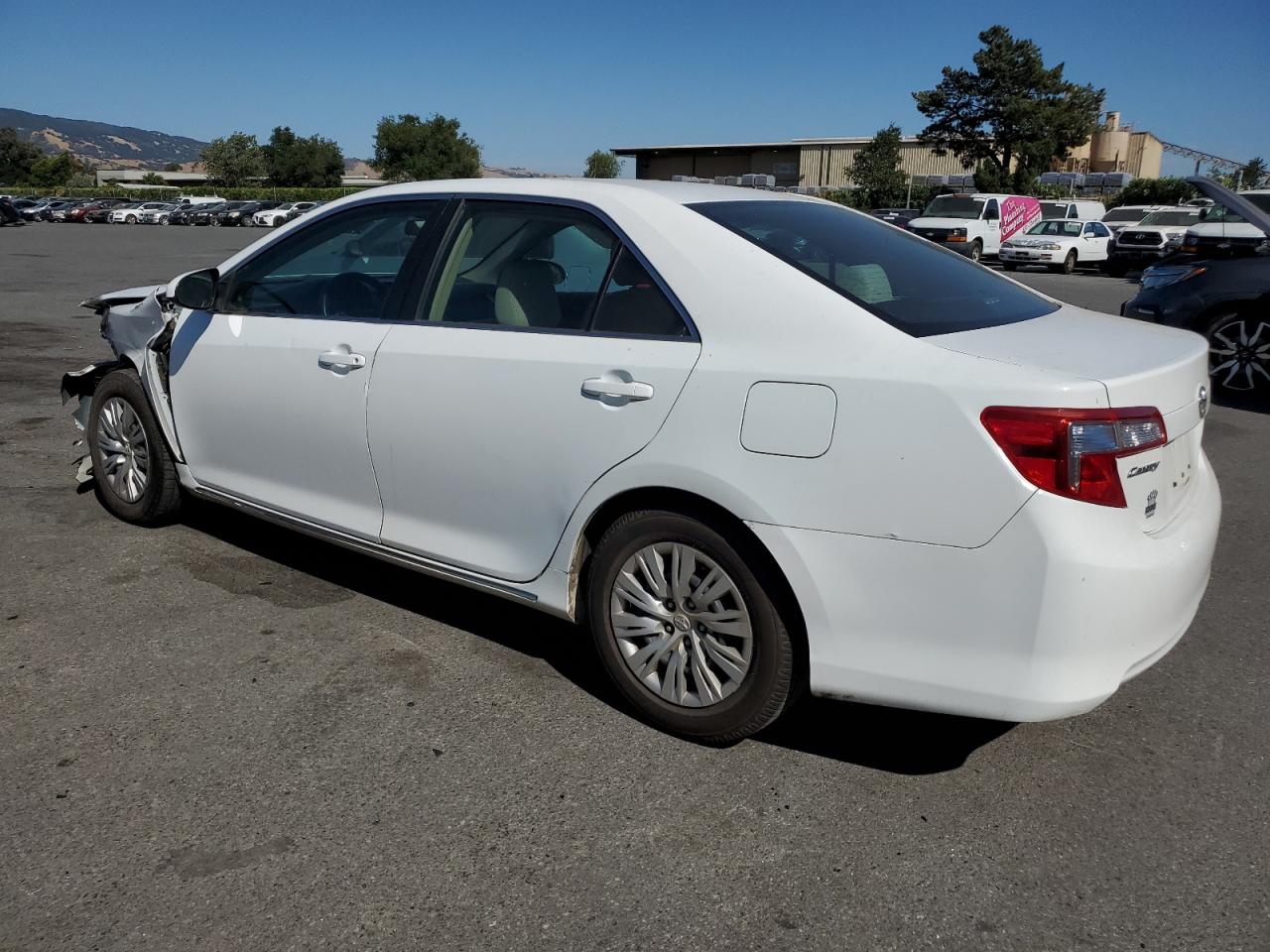 2013 Toyota Camry VIN 4T4BF1FK7DR294339 Copart auction photo, front end damage thumbnail 2