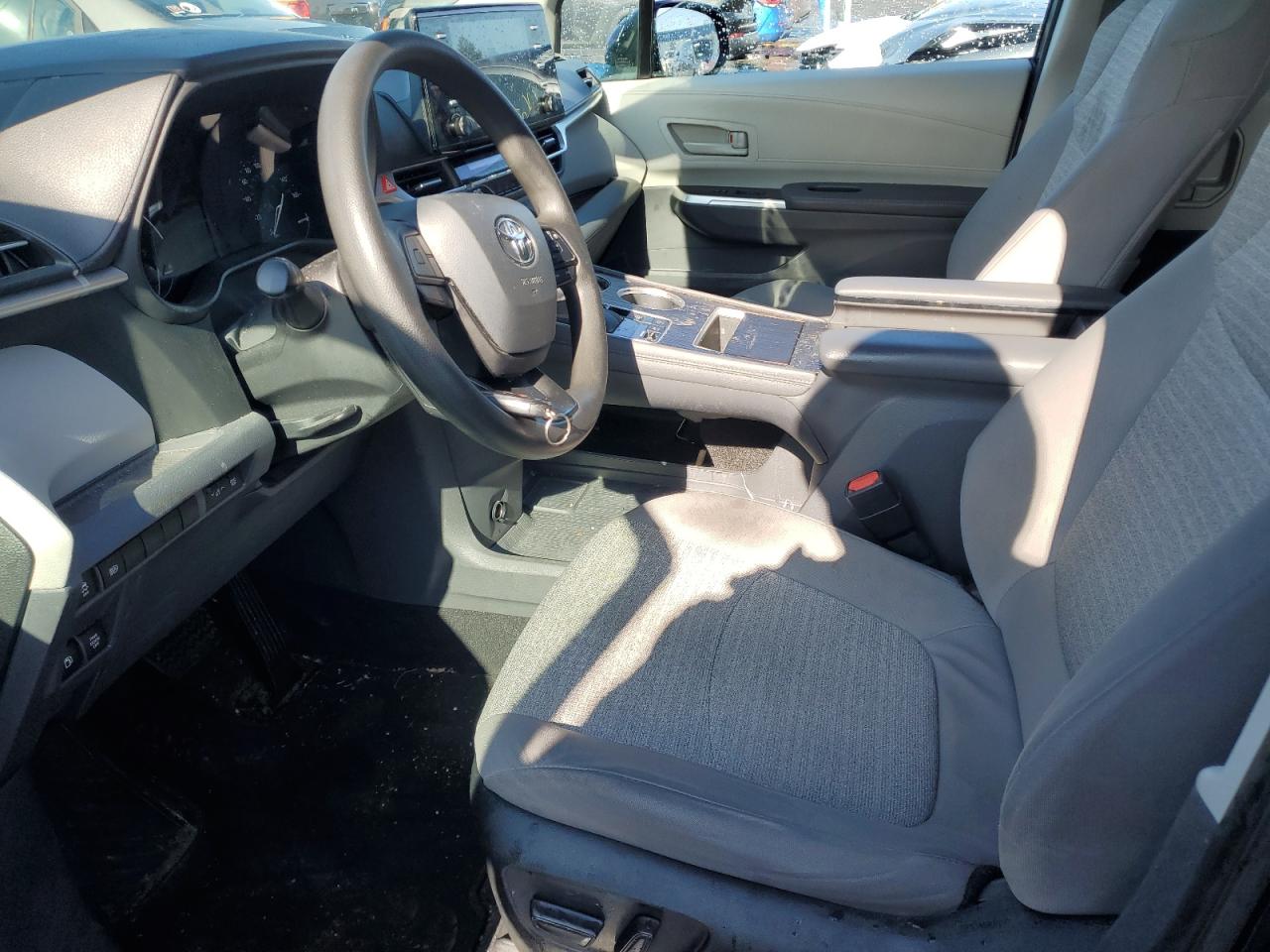2022 Toyota Sienna VIN 5TDKRKEC7NS076963 Copart auction photo, rear end damage thumbnail 7