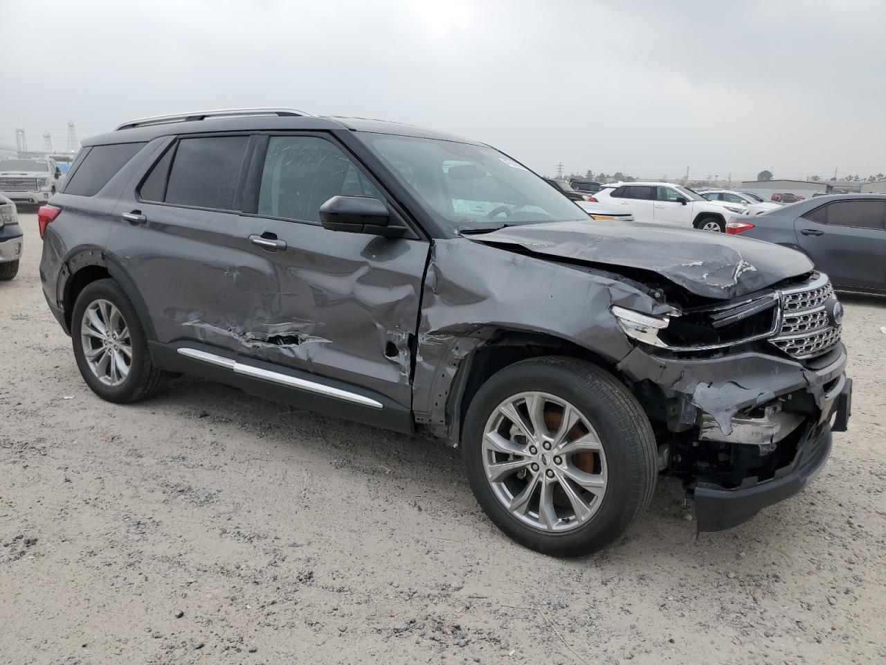 2022 Ford Explorer VIN 1FMSK7FH3NGA82051 Copart auction photo, all over / minor dent/scratches damage thumbnail 4