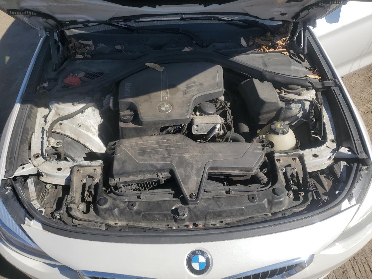 2016 BMW 3er VIN WBA8Z5C54GG501629 Copart auction photo, rear end damage thumbnail 11