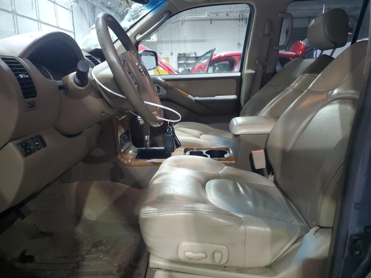 2005 Nissan Pathfinder VIN 5N1AR18W95C707463 Copart auction photo, front end / minor dent/scratches damage thumbnail 7