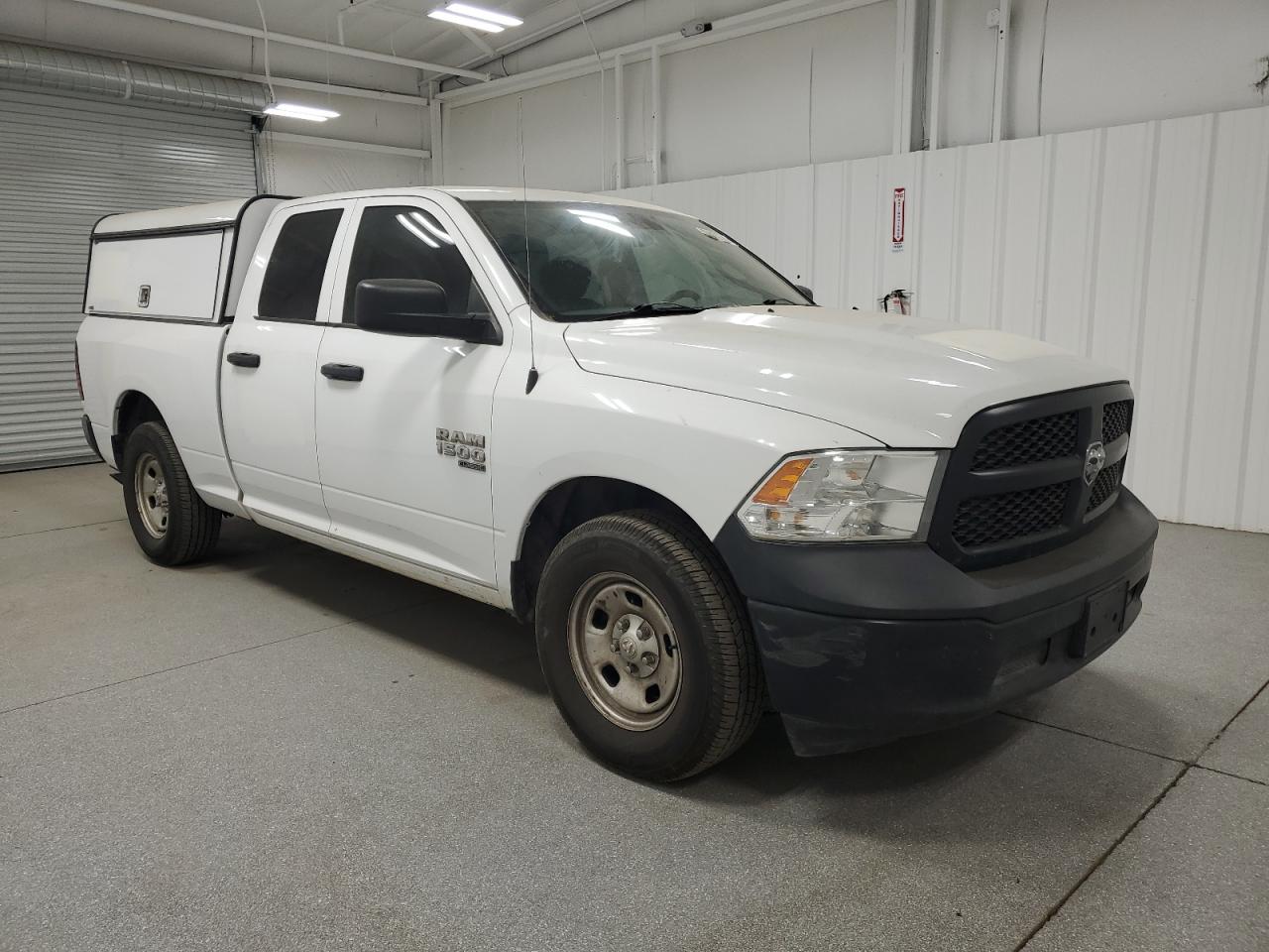 2019 RAM 1500 VIN 1C6RR6FG0KS721938 Copart auction photo, normal wear damage thumbnail 4