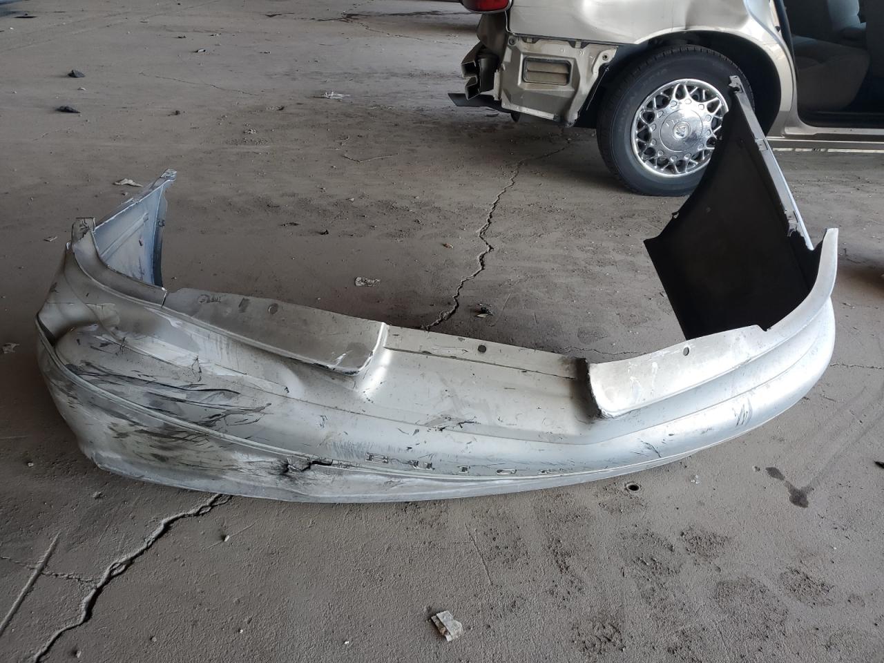 2002 Buick Century VIN 2G4WS52J921274646 Copart auction photo, rear end damage thumbnail 12
