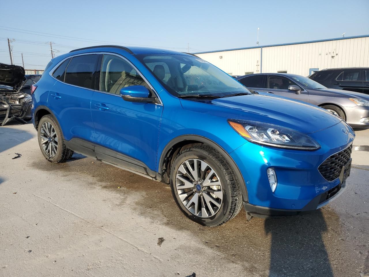2020 Ford Escape VIN 1FMCU0DZ5LUB14062 Copart auction photo, hail / front end damage thumbnail 4