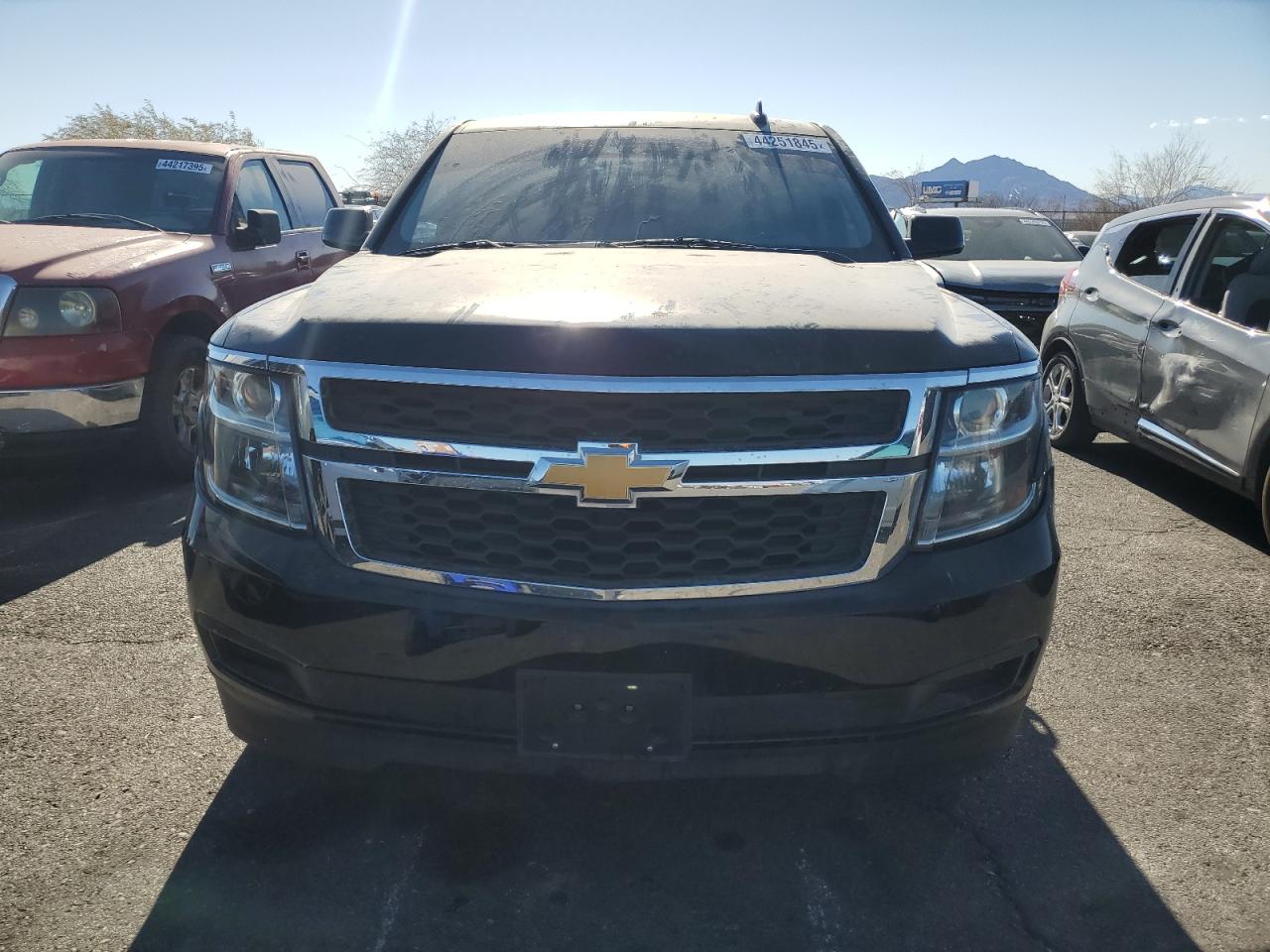 2020 Chevrolet Suburban VIN 1GNSCHKC9LR161962 Copart auction photo, rear end damage thumbnail 5