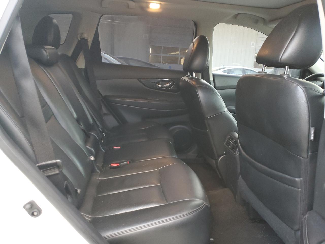 2017 Nissan Rogue VIN 5N1AT2MT2HC783629 Copart auction photo, front end / minor dent/scratches damage thumbnail 11