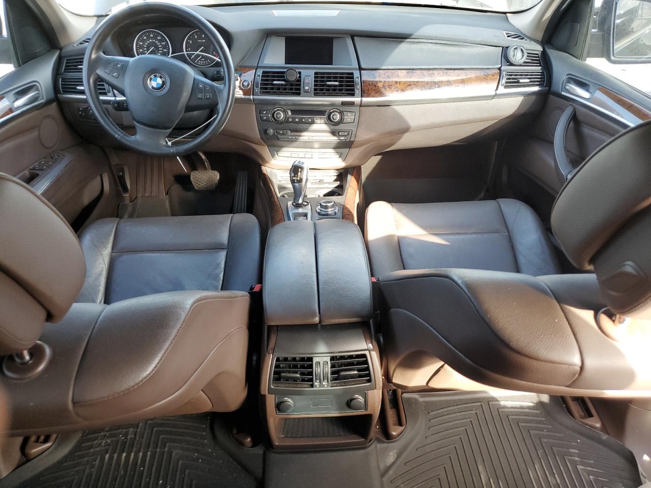 2013 BMW X5 VIN 5UXZV4C58D0B07747 Copart auction photo, water/flood / minor dent/scratches damage thumbnail 8