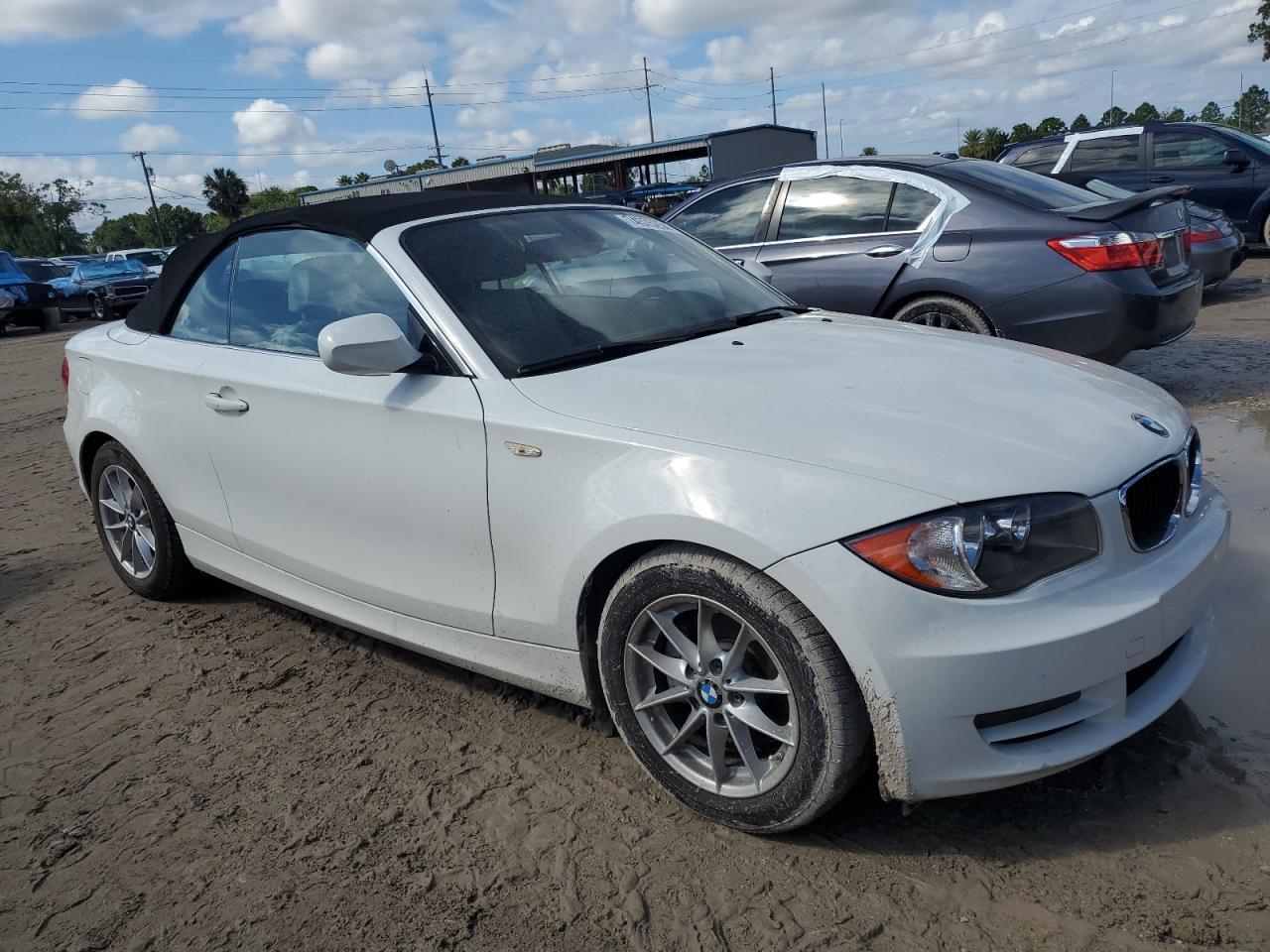 2011 BMW 1er VIN WBAUL7C57BVM81067 Copart auction photo, water/flood damage thumbnail 4