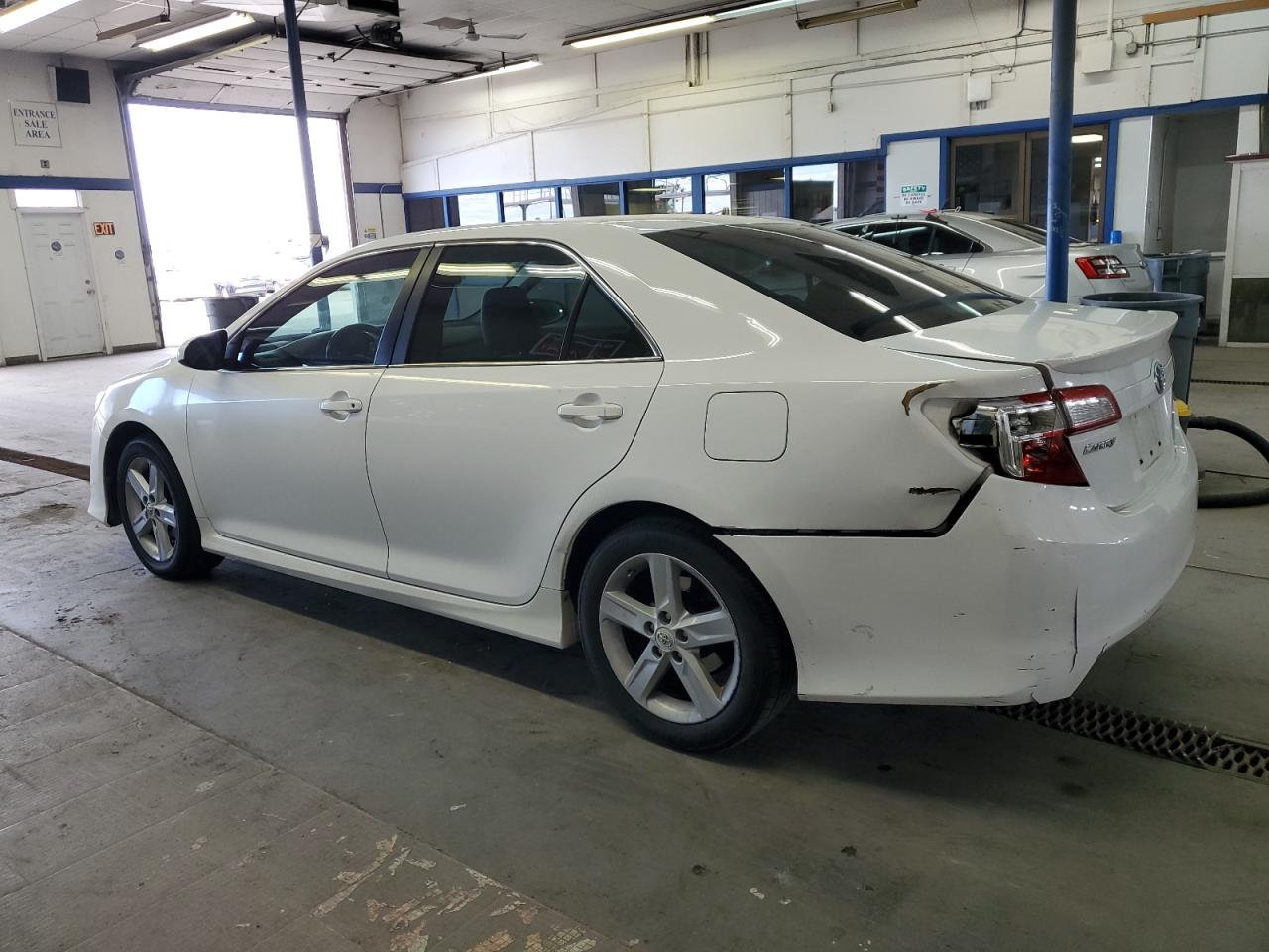 2012 Toyota Camry VIN 4T1BF1FK1CU577425 Copart auction photo, rear end damage thumbnail 2