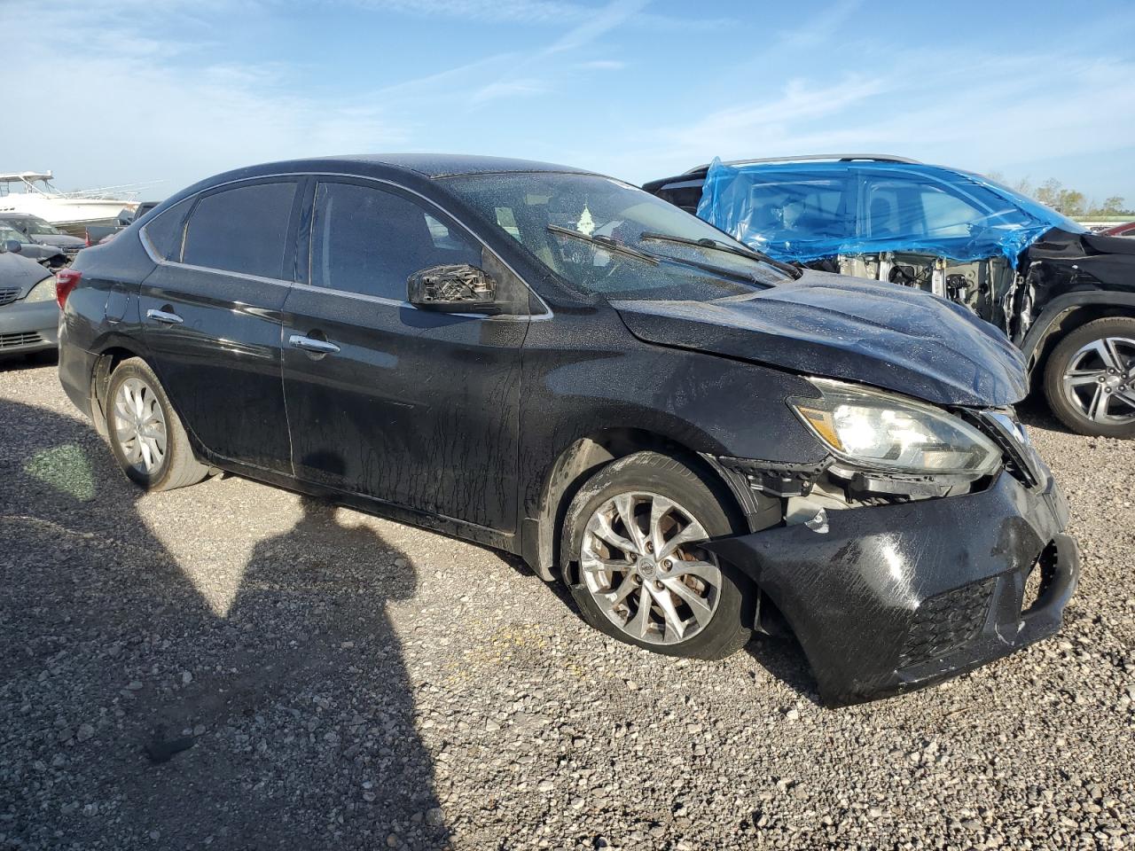 2018 Nissan Sentra VIN 3N1AB7AP8JL636059 Copart auction photo, front end damage thumbnail 4