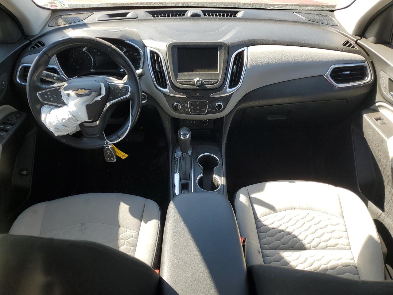 2020 Chevrolet Equinox VIN 2GNAXKEV2L6268843 Copart auction photo, front end damage thumbnail 8