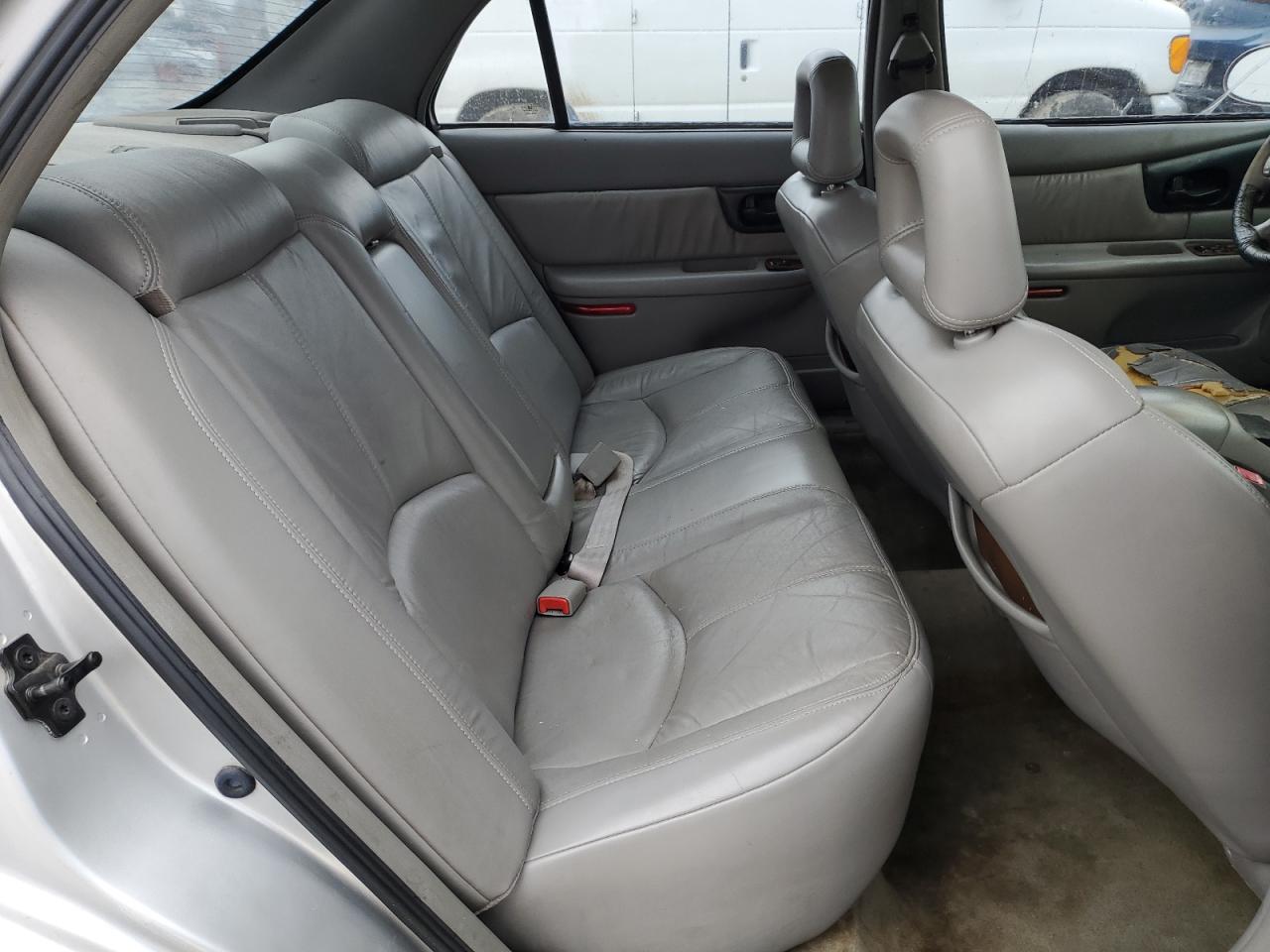 2001 Buick Regal VIN 2G4WB55K811249319 Copart auction photo, front end / hail damage thumbnail 10