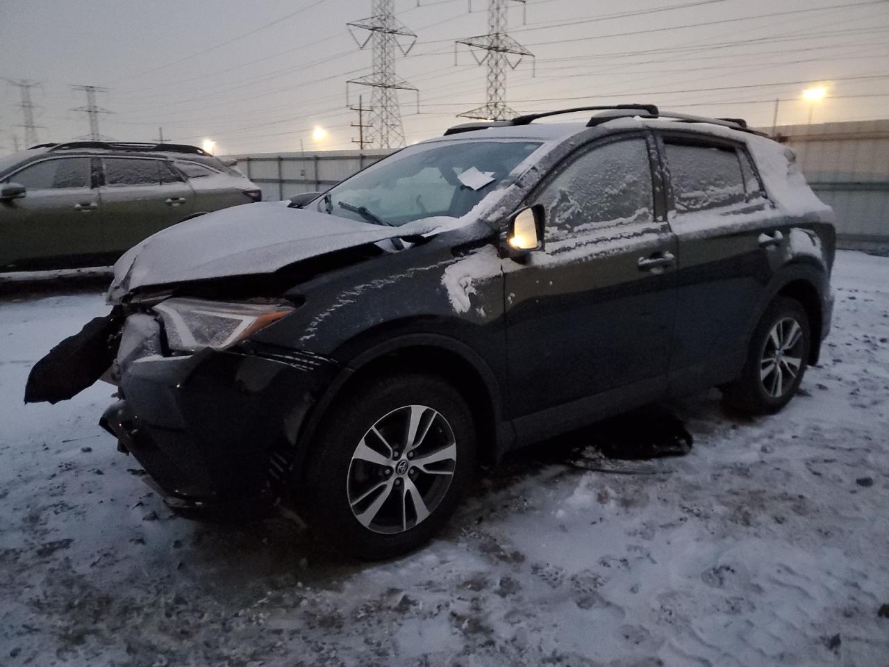 2018 Toyota RAV 4 VIN 2T3RFREV6JW753625
