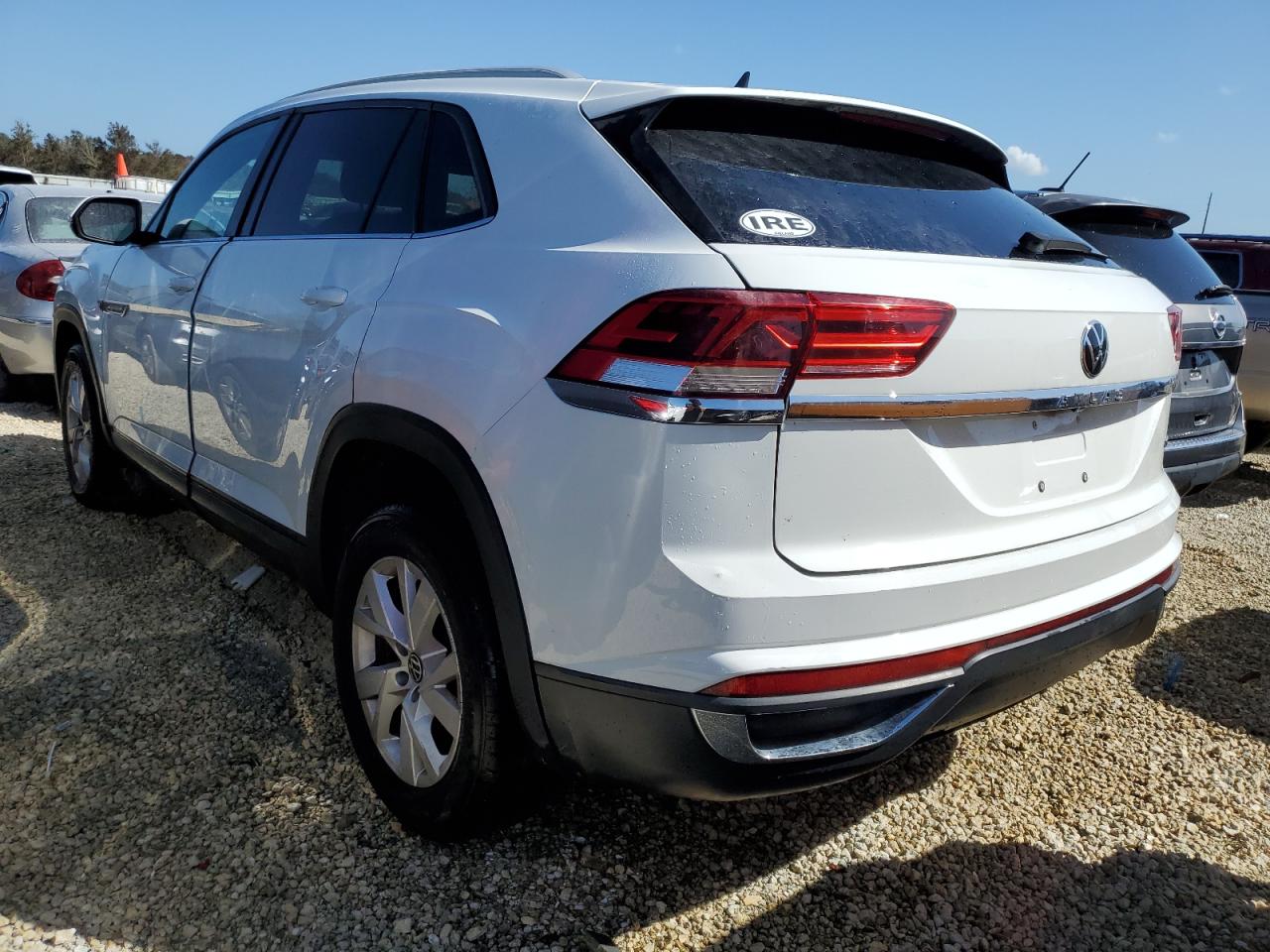 2020 Volkswagen Atlas VIN 1V2GC2CA2LC204256 Copart auction photo, water/flood / side damage thumbnail 2