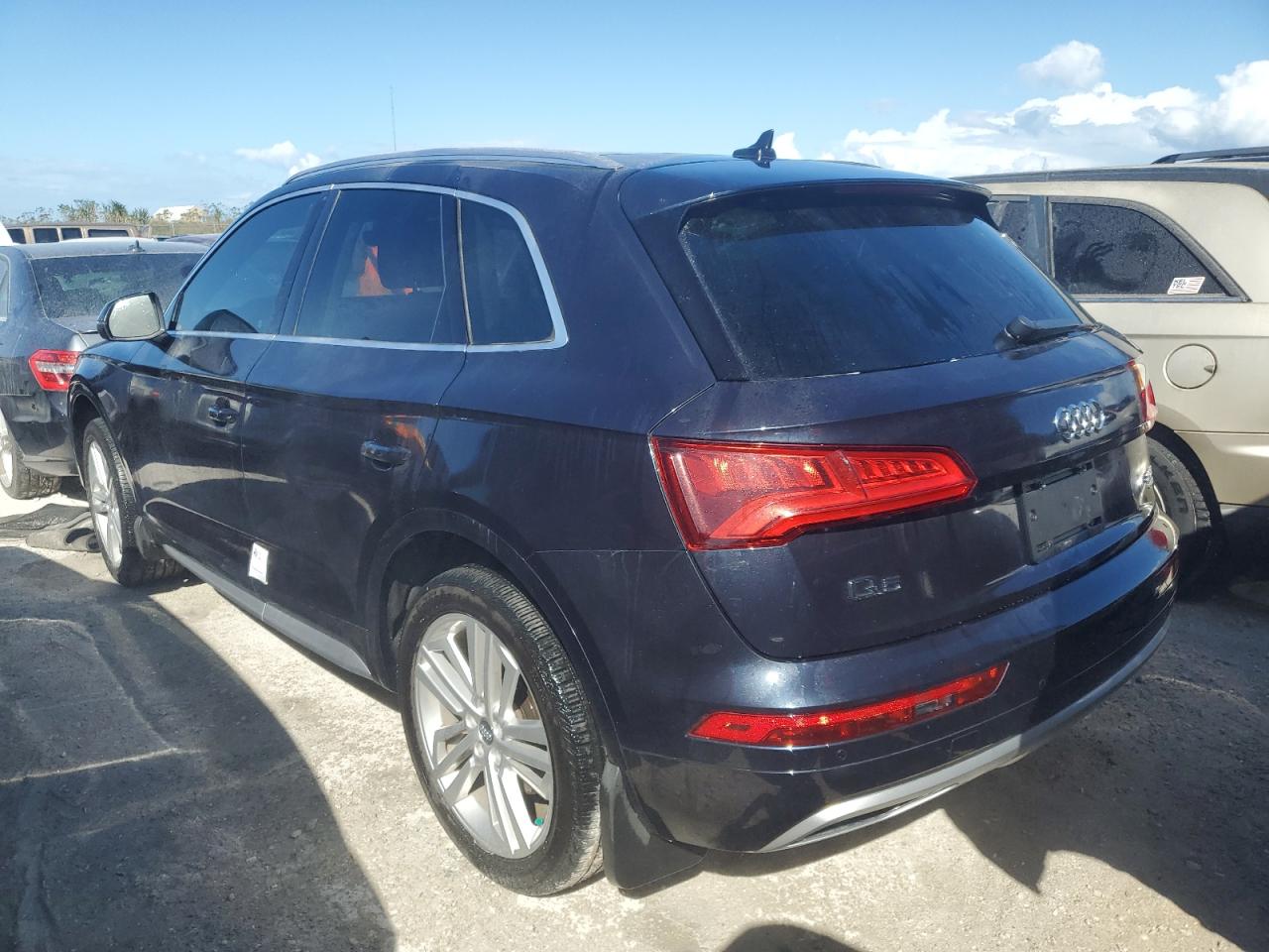 2018 Audi Q5 VIN WA1BNAFY6J2206307 Copart auction photo, water/flood damage thumbnail 2