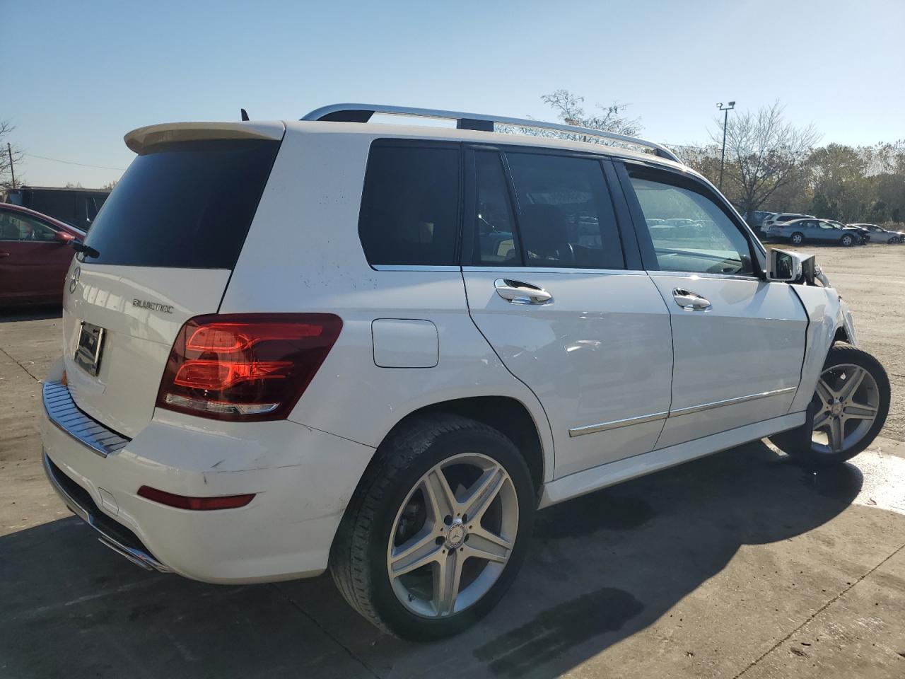 2014 Mercedes-Benz GLK-klasse VIN WDCGG0EB2EG243709 Copart auction photo, front end damage thumbnail 3