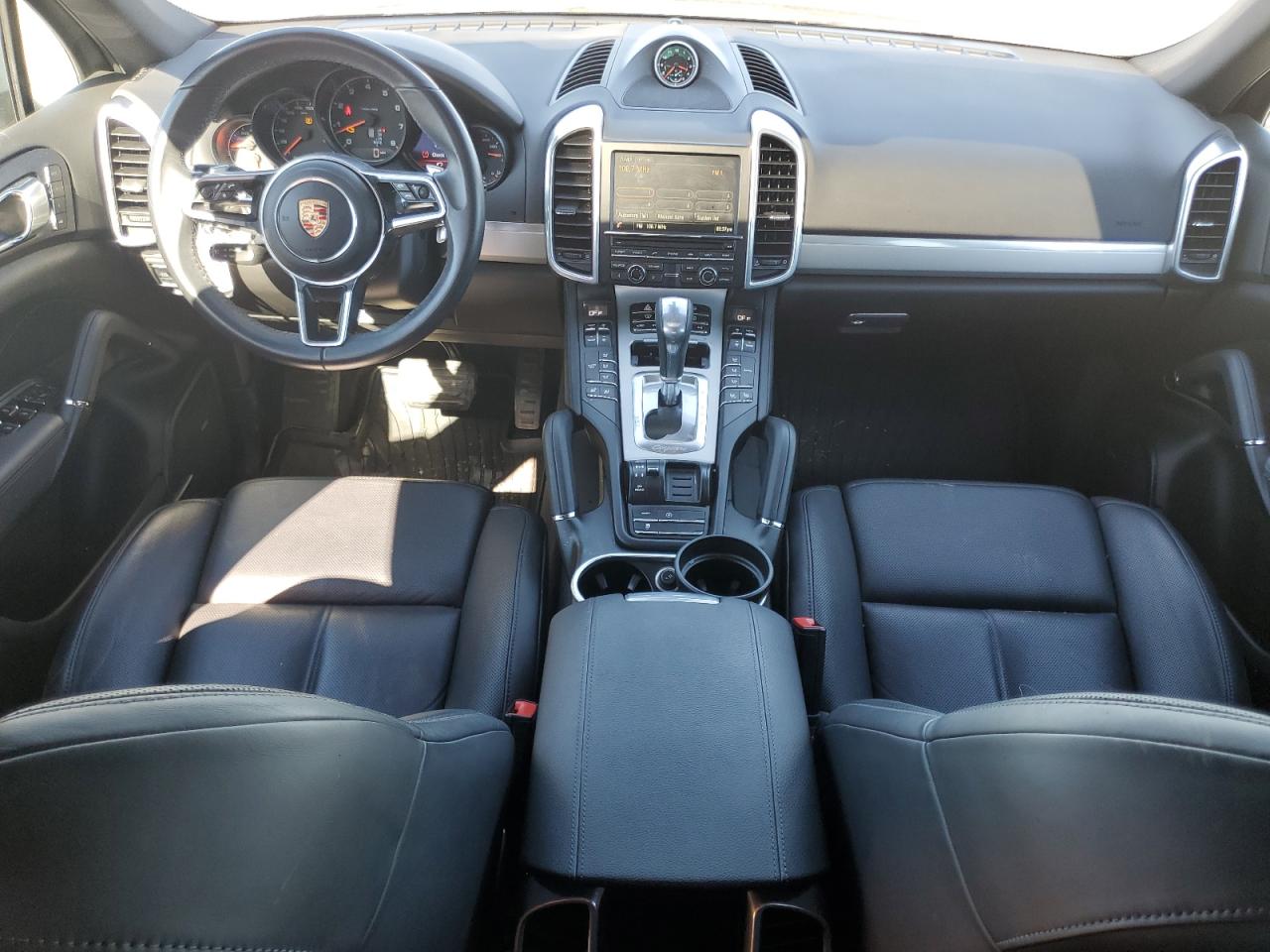 2016 Porsche Cayenne VIN WP1AA2A28GLA00736 Copart auction photo, front end damage thumbnail 8
