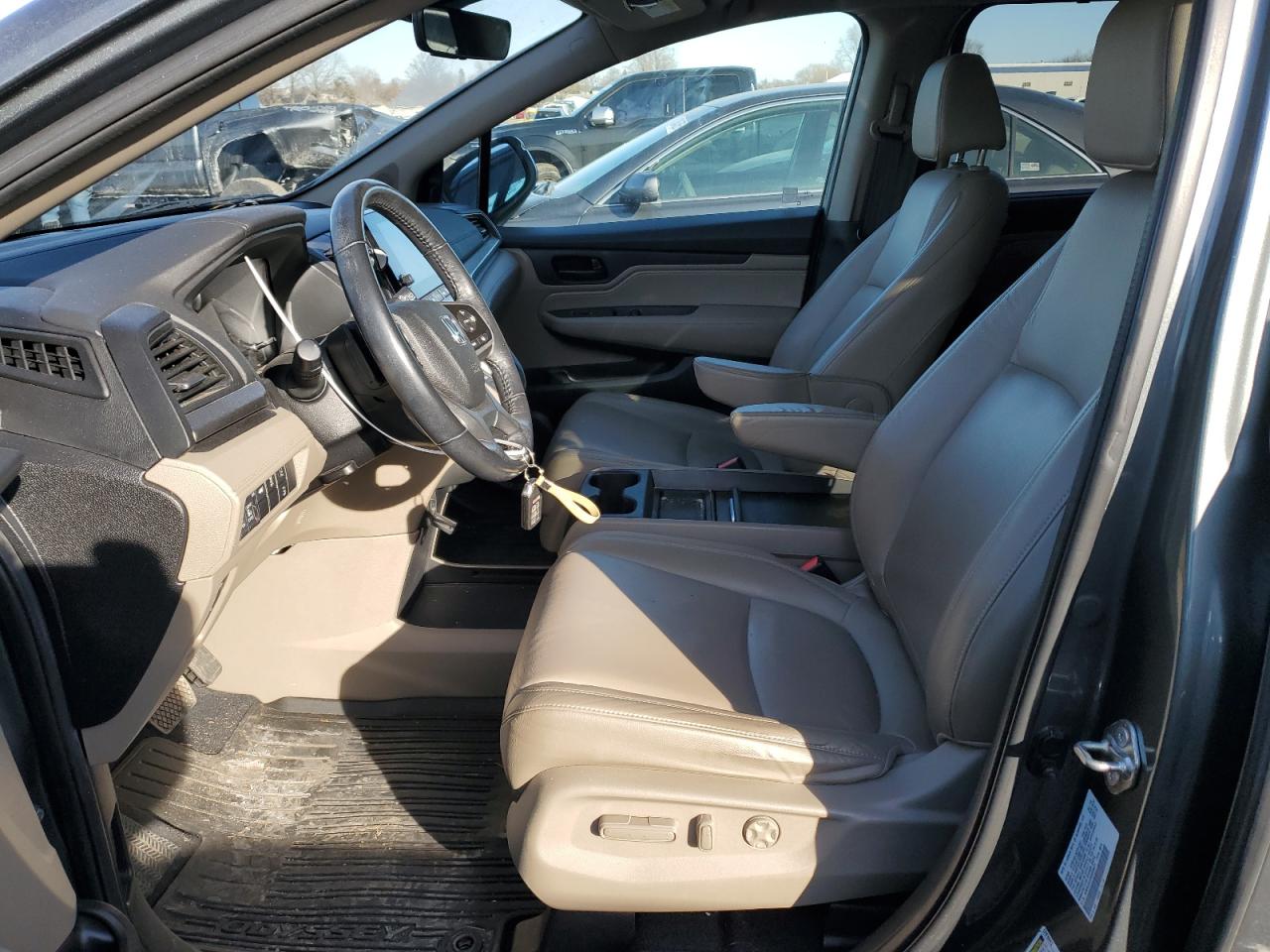 2019 Honda Odyssey VIN 5FNRL6H72KB095071 Copart auction photo, all over damage thumbnail 7