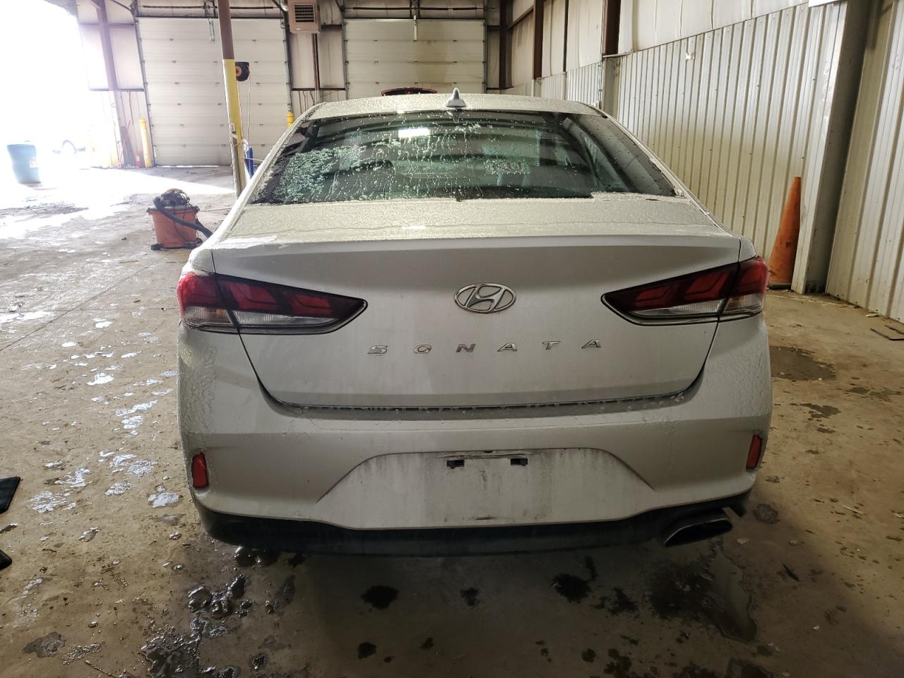 2018 Hyundai Sonata VIN 5NPE34AF9JH648304 Copart auction photo, front end damage thumbnail 6