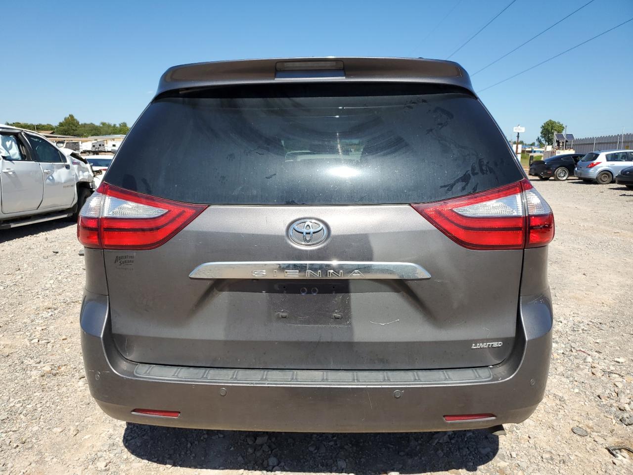 2015 Toyota Sienna VIN 5TDYK3DC7FS670055 Copart auction photo, rear end / minor dent/scratches damage thumbnail 6
