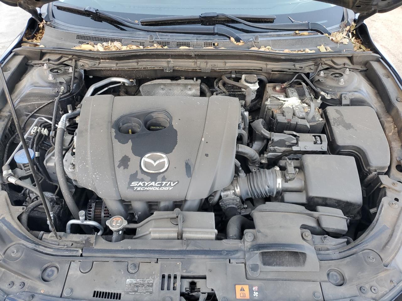 2018 Mazda 3 VIN 3MZBN1L37JM246190 Copart auction photo, side / rear end damage thumbnail 11