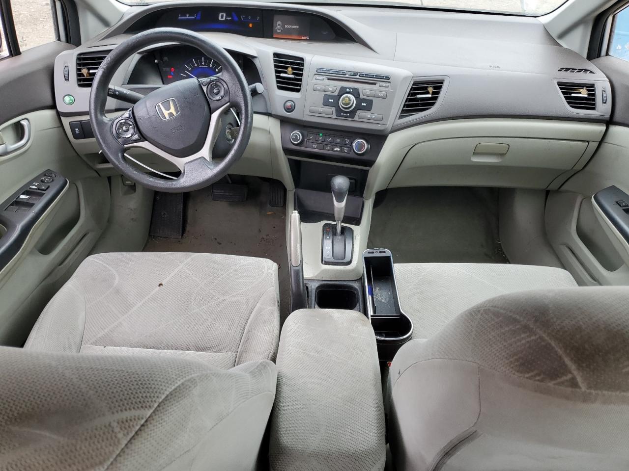 2012 Honda Civic VIN 19XFB2F59CE034761 Copart auction photo, side / front end damage thumbnail 8