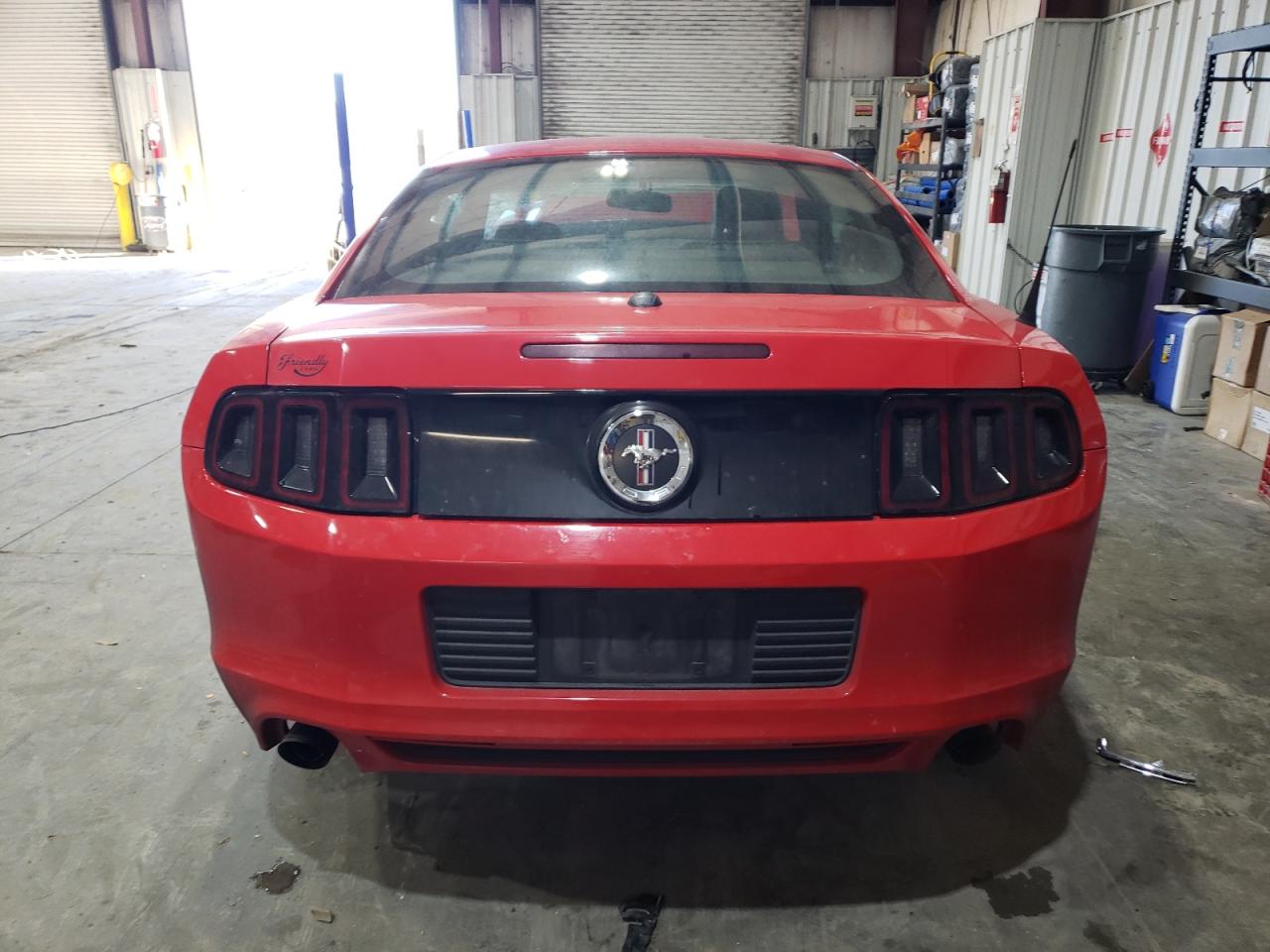 2014 Ford Mustang VIN 1ZVBP8AM7E5261279 Copart auction photo, front end / minor dent/scratches damage thumbnail 6