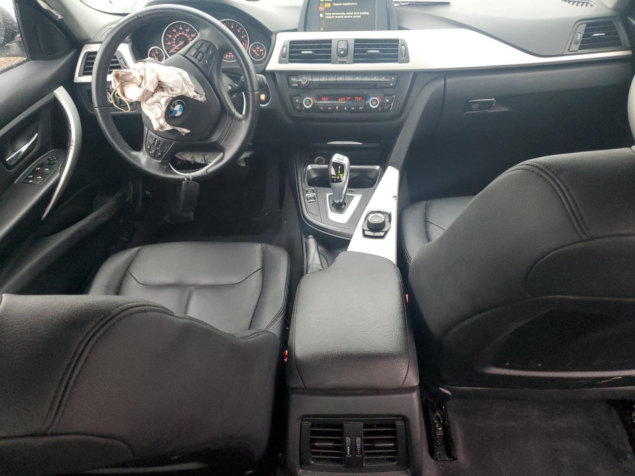 2013 BMW 3er VIN WBA3C3C55DF980838 Copart auction photo, front end / side damage thumbnail 8