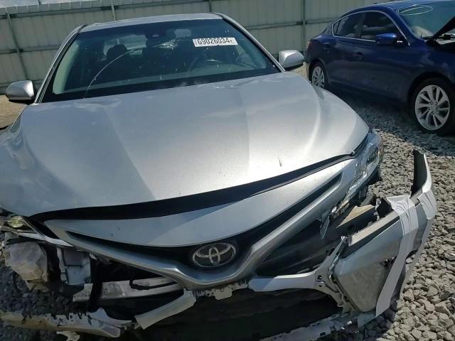 2018 Toyota Camry VIN 4T1B11HK3JU635821 Copart auction photo, all over damage thumbnail 10