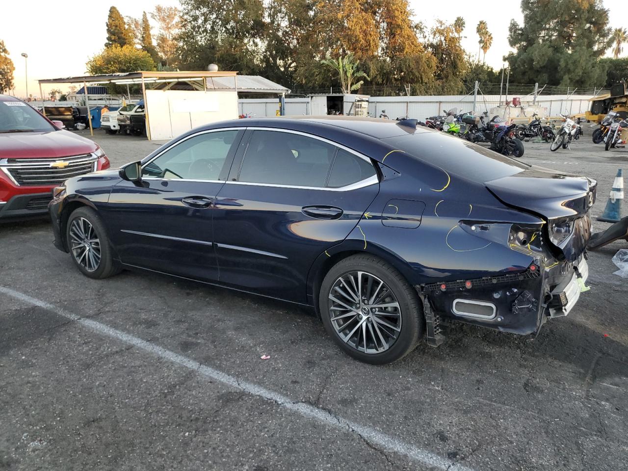 2022 Lexus ES VIN 58ADZ1B14NU137062 Copart auction photo, rear end damage thumbnail 2