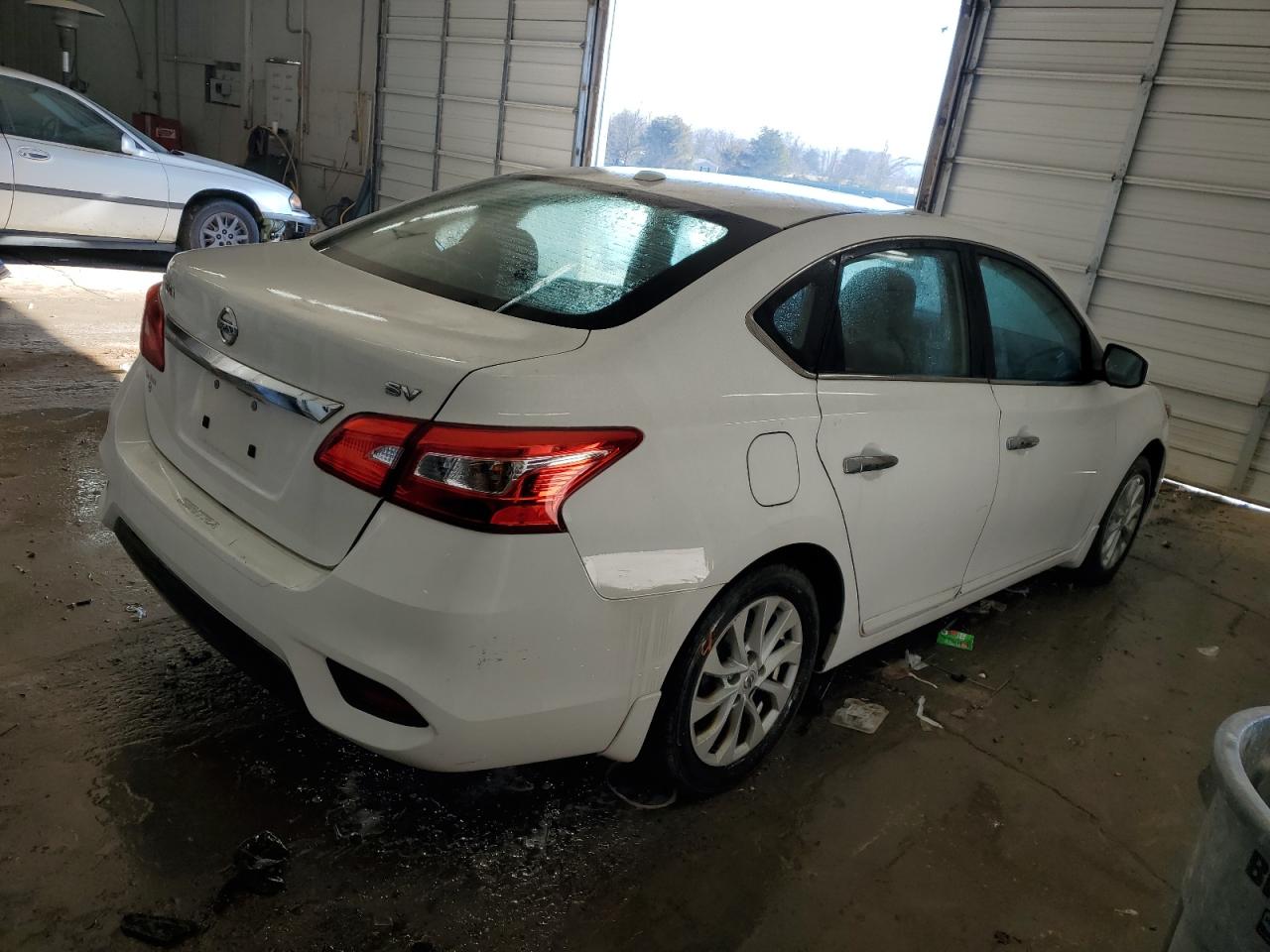 2018 Nissan Sentra VIN 3N1AB7APXJY295492 Copart auction photo, side / minor dent/scratches damage thumbnail 3
