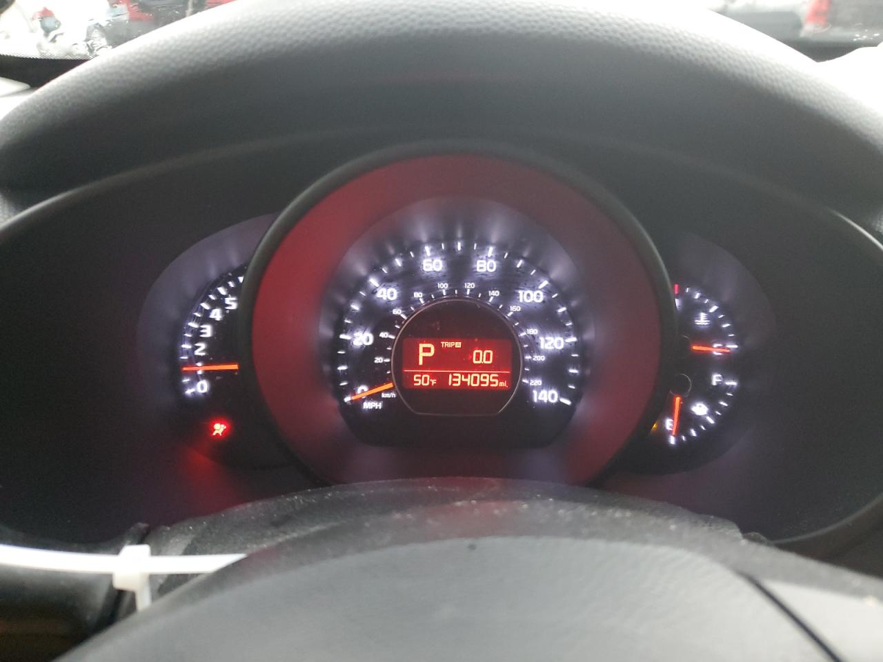2016 KIA Soul VIN KNDJN2A28G7287610 Copart auction photo, vandalism damage thumbnail 9
