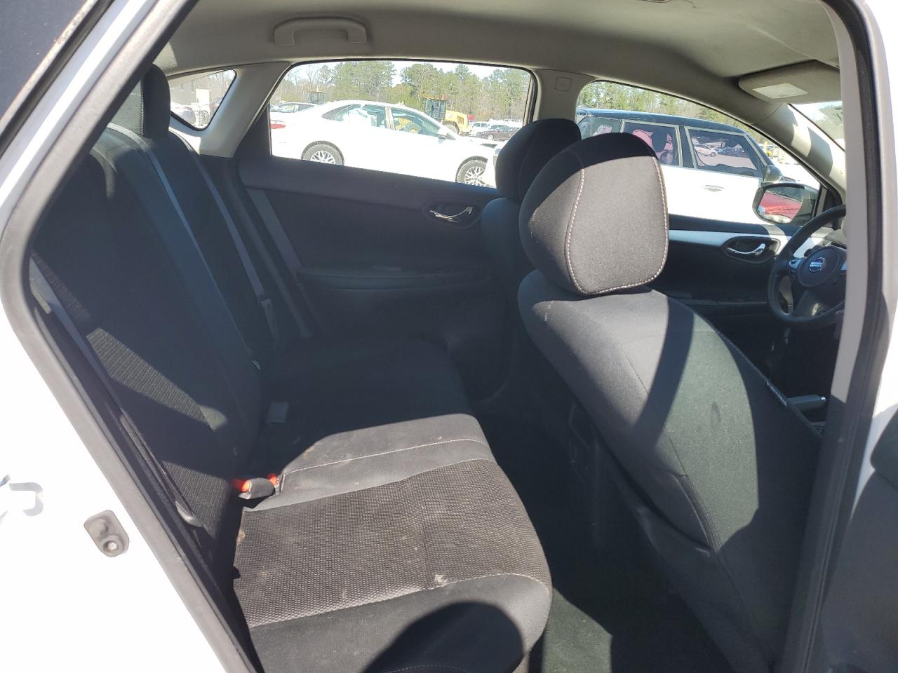 2019 Nissan Sentra VIN 3N1AB7AP4KY206100 Copart auction photo, vandalism / minor dent/scratches damage thumbnail 10