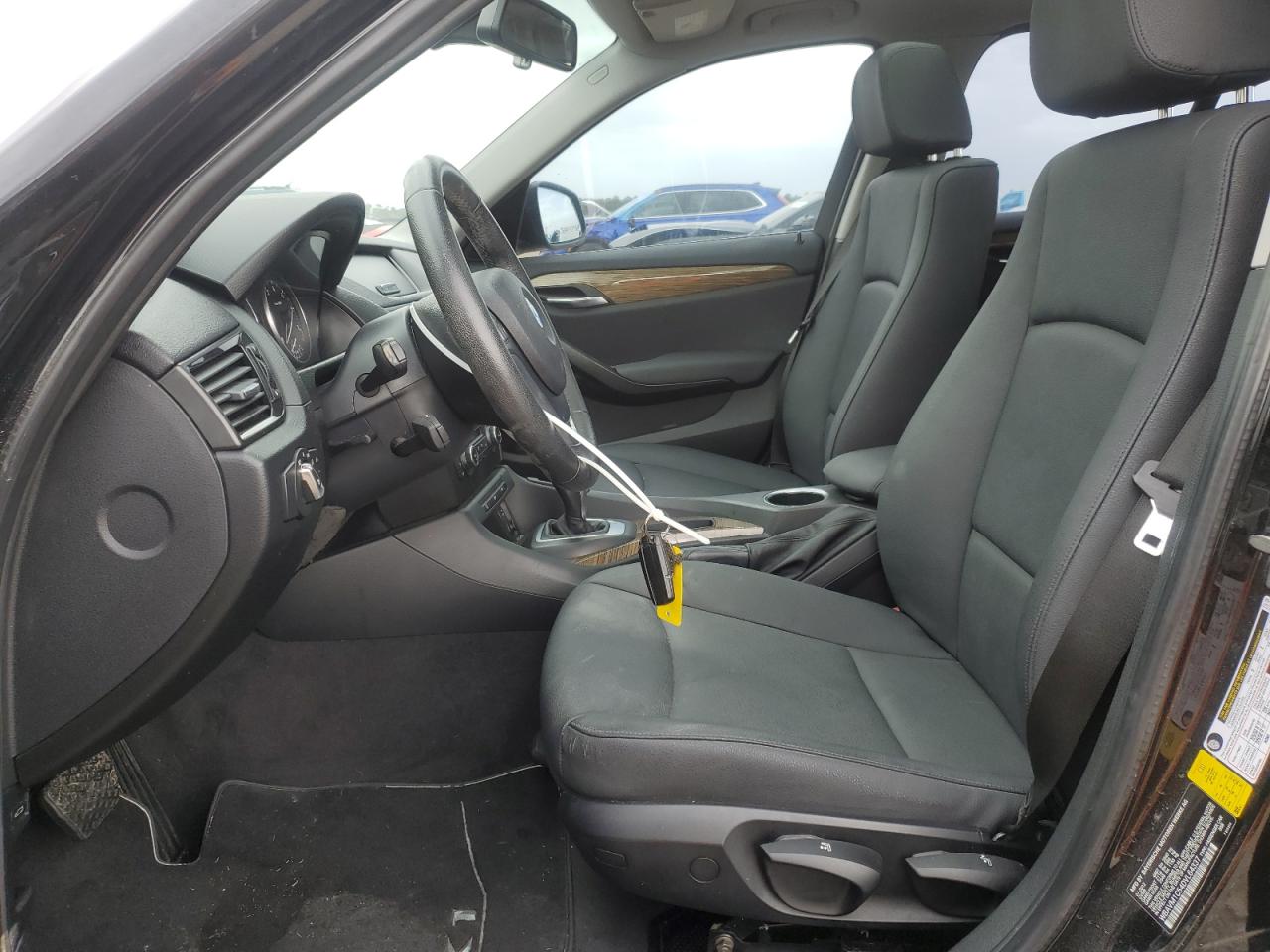 2013 BMW X1 VIN WBAVM1C54DVL64337 Copart auction photo, front end / rear end damage thumbnail 7