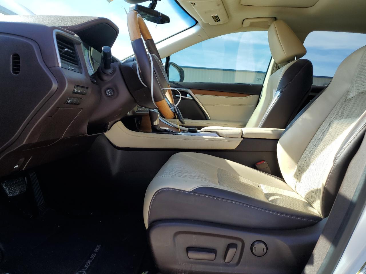 2018 Lexus RX VIN 2T2ZZMCA4JC099319 Copart auction photo, front end / minor dent/scratches damage thumbnail 7