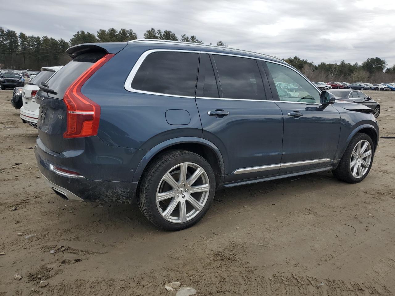 2019 Volvo XC90 VIN YV4A22PL9K1478647 Copart auction photo, front end / rear end damage thumbnail 3