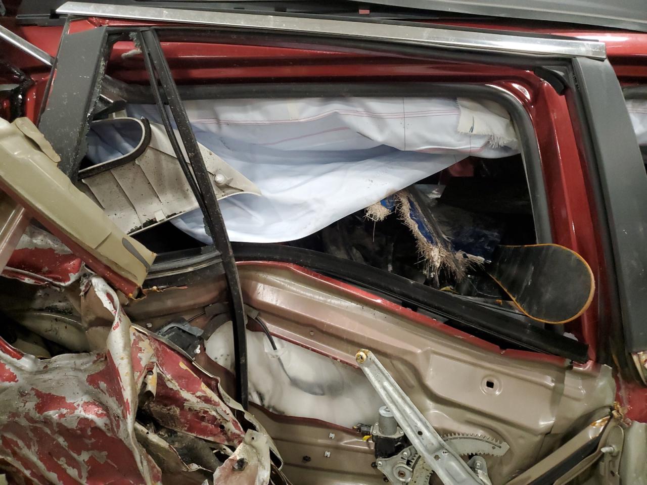 2020 Subaru Outback VIN 4S4BTACC5L3215352 Copart auction photo, biohazard/chemical / all over damage thumbnail 11