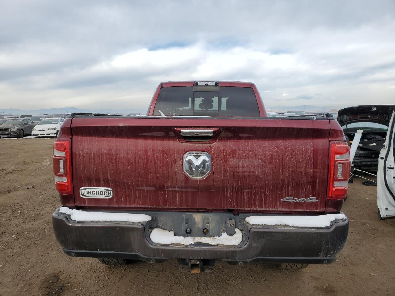2019 RAM 2500 VIN 3C6UR5LL4KG661577 Copart auction photo, side / front end damage thumbnail 6