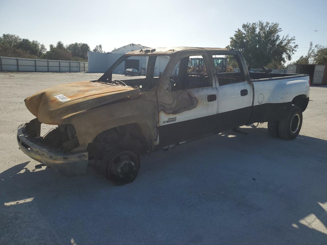 2002 Chevrolet Silverado VIN 1GCJK33132F122338