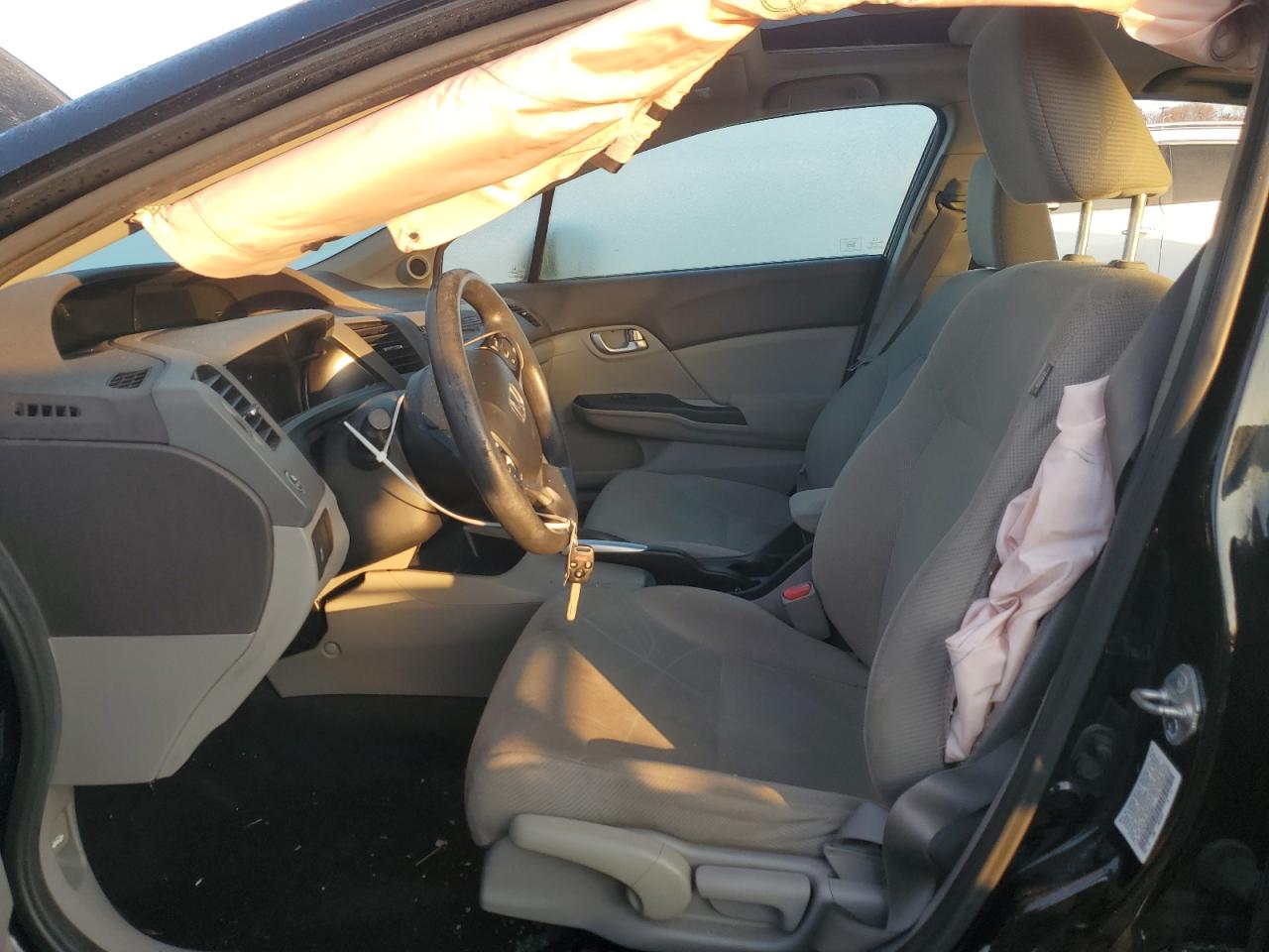 2012 Honda Civic VIN 19XFB2F89CE343303 Copart auction photo, side / front end damage thumbnail 7