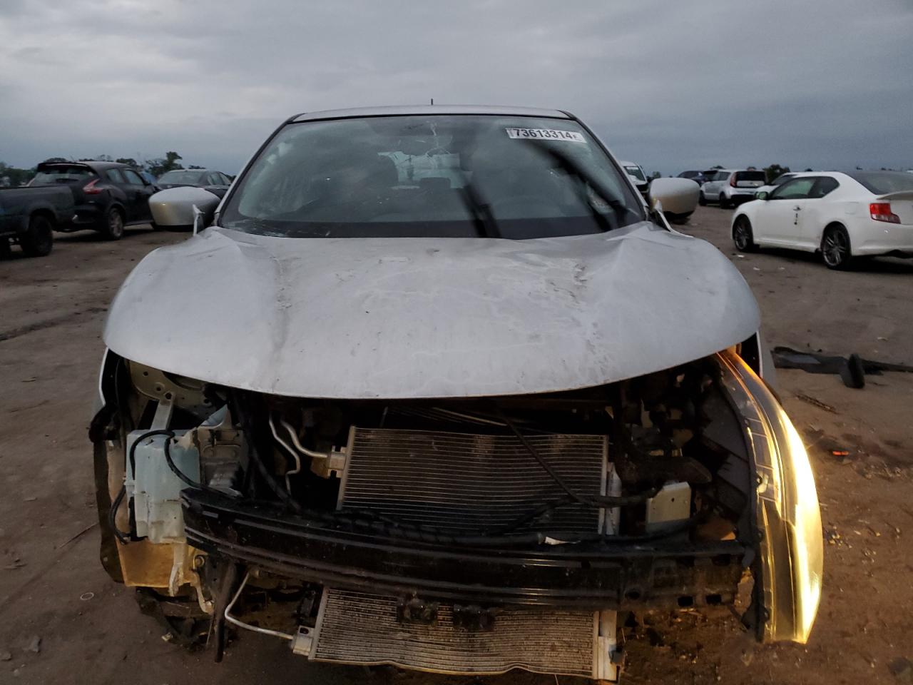 2017 Nissan Rogue VIN JN1BJ1CR9HW112216 Copart auction photo, all over damage thumbnail 5