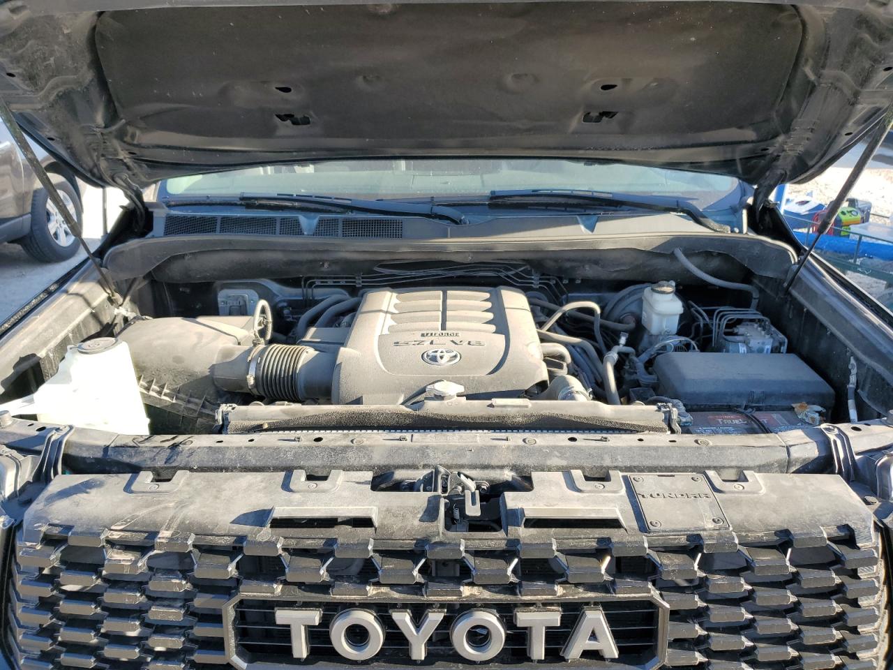 2019 Toyota Tundra VIN 5TFDY5F16KX864262 Copart auction photo, side damage thumbnail 11