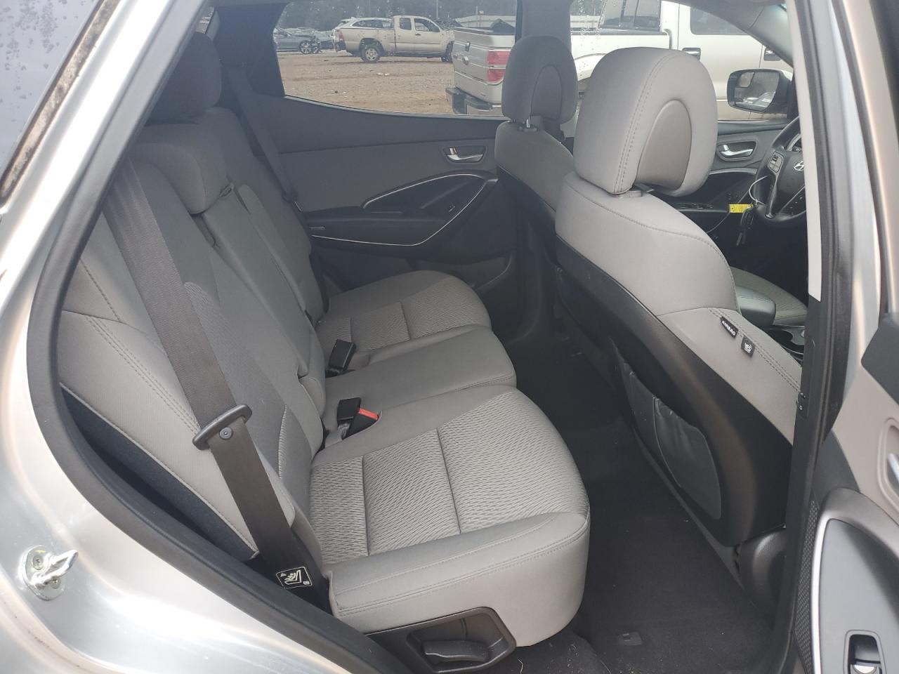 2017 Hyundai Santa Fe VIN 5XYZT3LB4HG419987 Copart auction photo, minor dent/scratches damage thumbnail 11