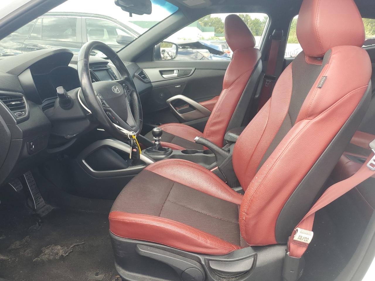 2016 Hyundai Veloster VIN KMHTC6AE9GU296054 Copart auction photo, front end / minor dent/scratches damage thumbnail 7