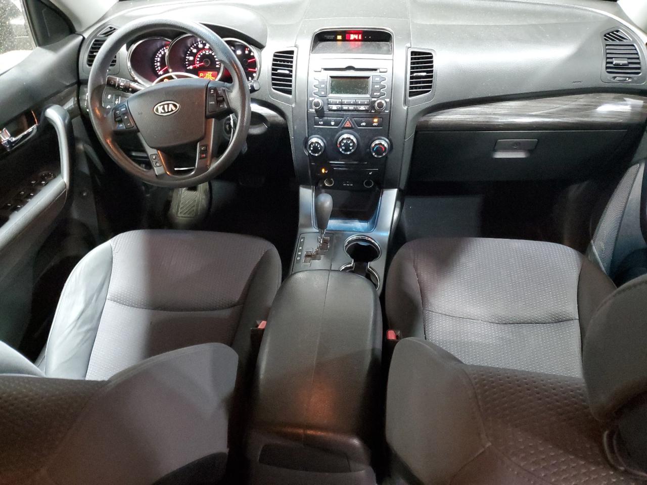 2011 KIA Sorento VIN 5XYKTDA11BG186692 Copart auction photo, front end damage thumbnail 8