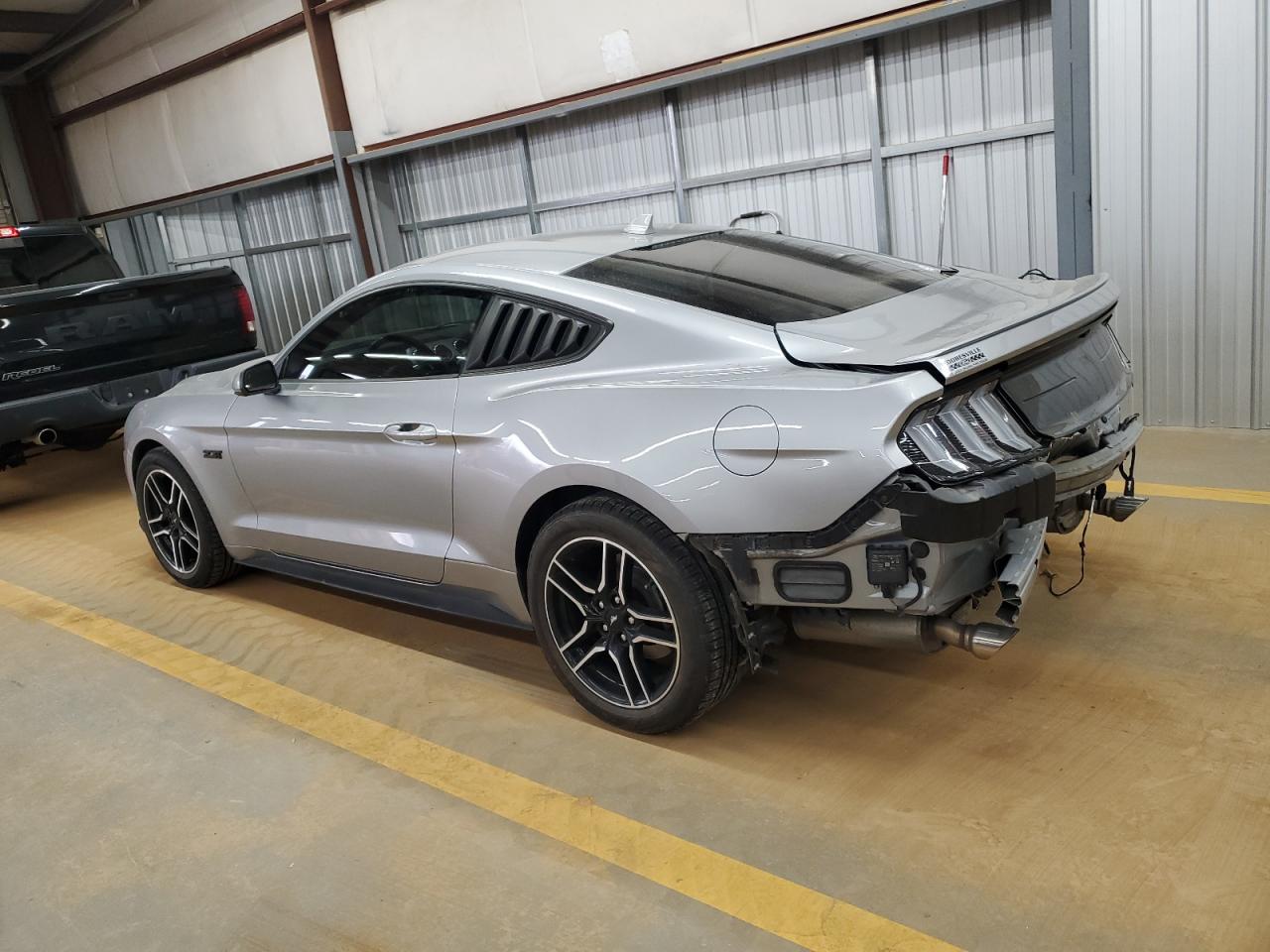 2022 Ford Mustang VIN 1FA6P8TH6N5101257 Copart auction photo, rear end / minor dent/scratches damage thumbnail 2