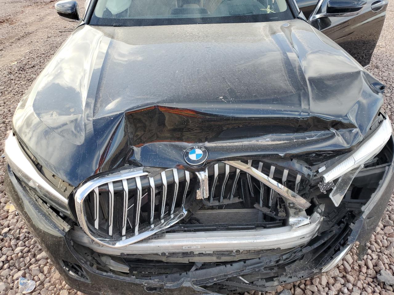2022 BMW 7er VIN WBA7T2C06NCH30482 Copart auction photo, rear end / front end damage thumbnail 12
