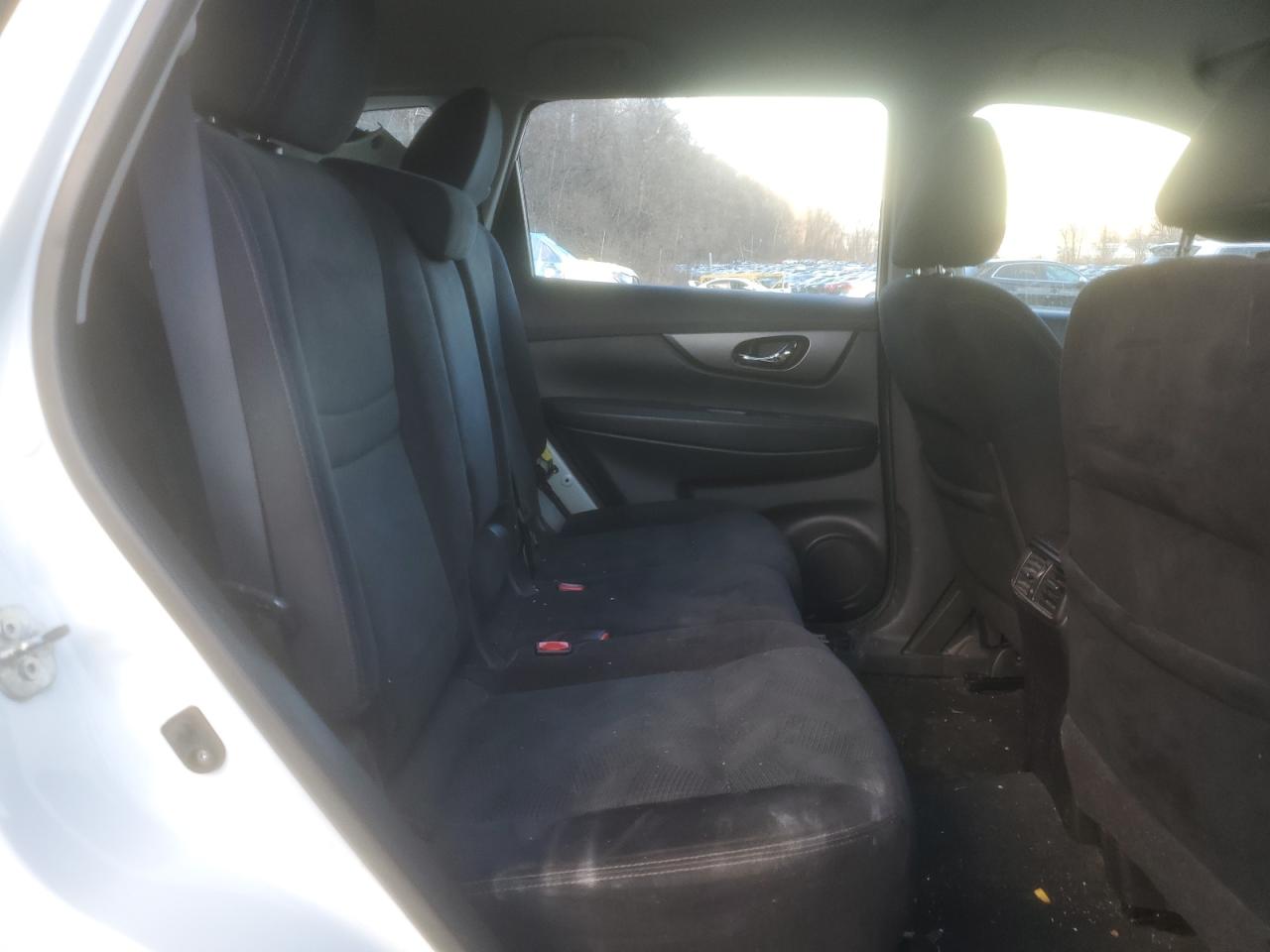 2015 Nissan Rogue VIN 5N1AT2MV8FC822576 Copart auction photo, rear end / minor dent/scratches damage thumbnail 10
